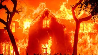 afp_20250108_36tb2r6_v3_highres_topshotusweatherfire.jpg