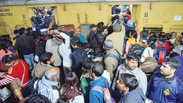 delhi-train-station.jpg