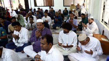 Bangladesh footballers Eid prayer 2025