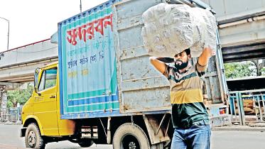 courier services supporting Bangladesh e-commerce