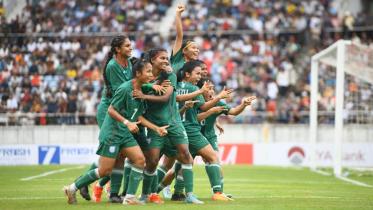 Bangladesh women's football team Bangladesh women's football team