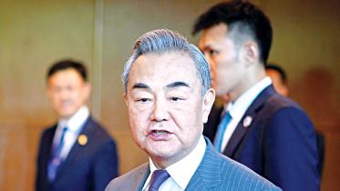 wang-yi.jpg