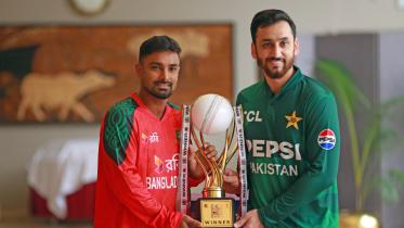 Litton Das, Salman Ali Agha.jpg