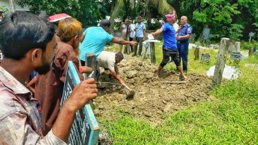 body_exhume-gopalganj.jpg