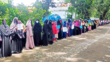 Muradnagar women protest