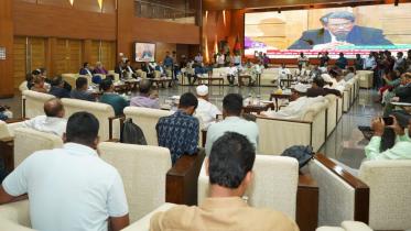 Ali Riaz calls for national unity Ali Riaz calls for national unity