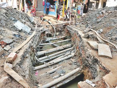 crisscrossing utility lines