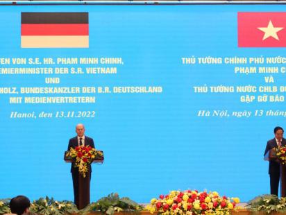 chancellor-visits-vietnam.jpg