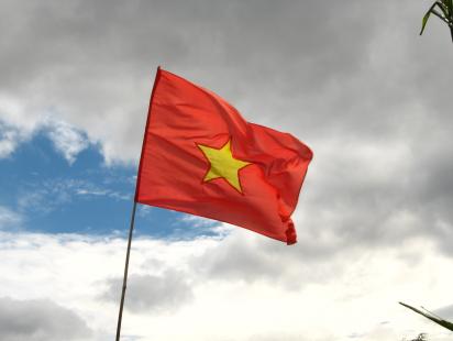 flag_of_vietnam.jpg