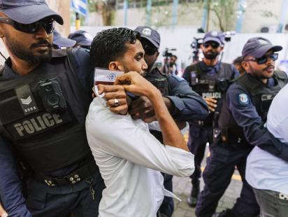 maldives_journalists.jpg