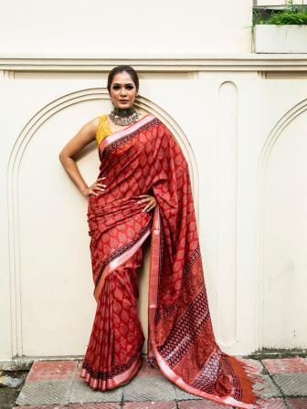 red sari