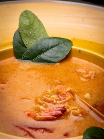 LEMONY SHRIMP AND BEAN STEW