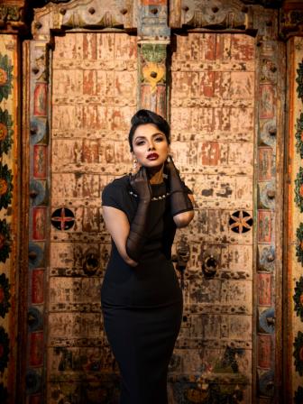 Woman's Answer Celebrating the elegance of women 