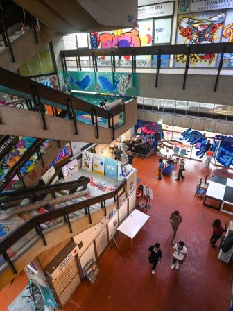 singapore_mall.jpg