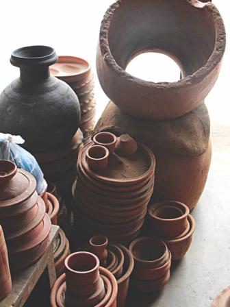 the_story_of_clay_pottery_3.jpg