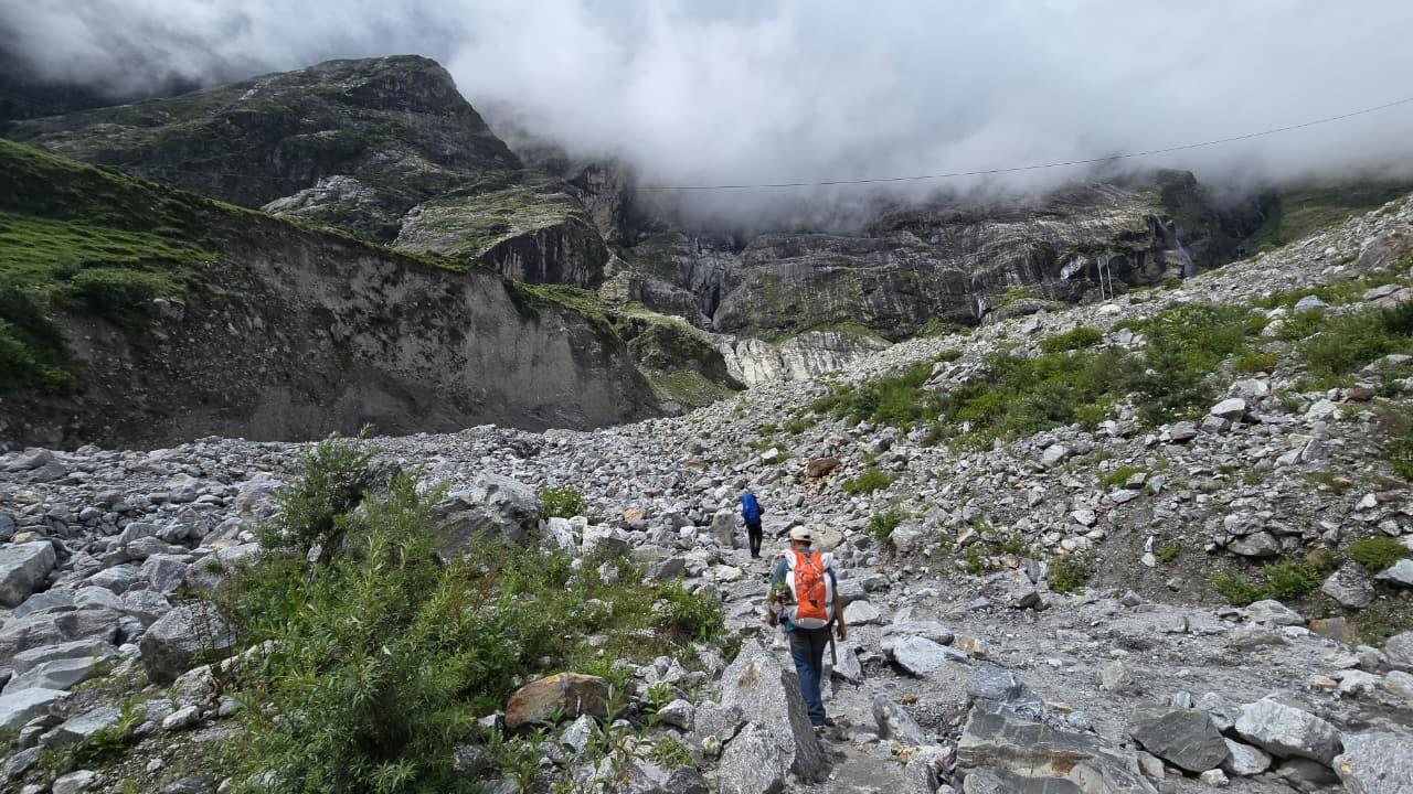 walking_through_the_scars_of_langtang_-_where_a_village_once_stood_before_the_earthquake.jpeg